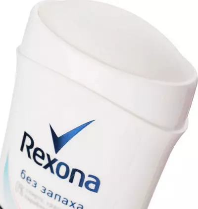 Dezodorans bez mirisa: Odaberite ženske antiperspirante iz znojnog. Pregled najboljih proizvođača 4644_6
