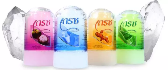Desodoranteak aluminiorik gabe: parabeno gabeko fondoen aukeraketa, enpresen zerrenda, gatzik gabeko emakumeentzako desodorante naturalen zerrenda 4654_2