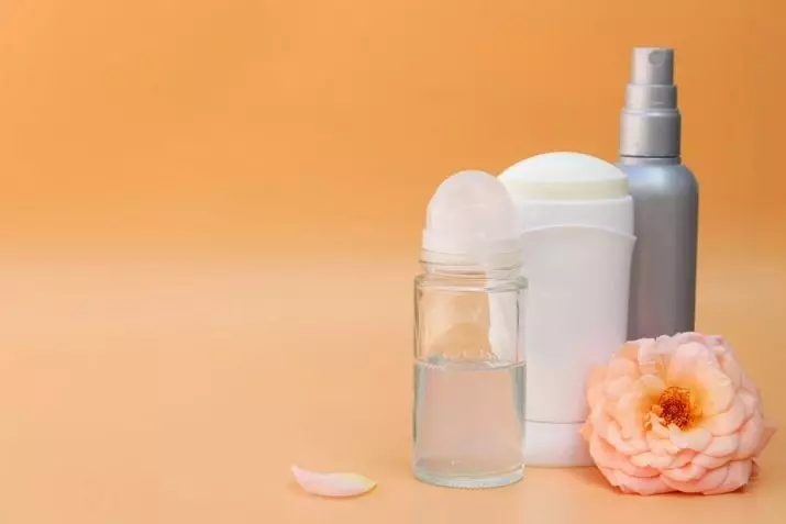 女式除臭剂：来自汗水和滑石，低过敏性和凝胶的有效香水。需要什么？评论 4672_2