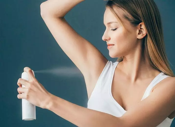 Deodoran dengan peningkatan keringat: peringkat antiperspiran terbaik untuk wanita, mengungkapkan deodoran 4676_8