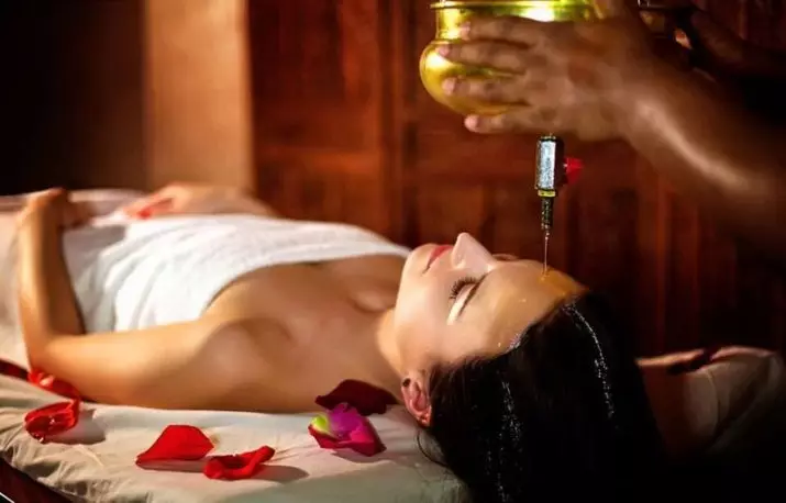 Massage olja (68 bilder): Vad är massageoljan att använda för kroppen och ansiktet? Top Professional Essentials 4741_12