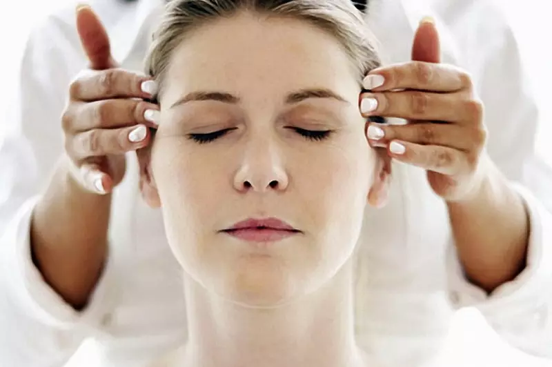 Massageöl (68 Fotos): Was ist das Massageöl für Körper und Gesicht? Top Professionelle Essentials 4741_44