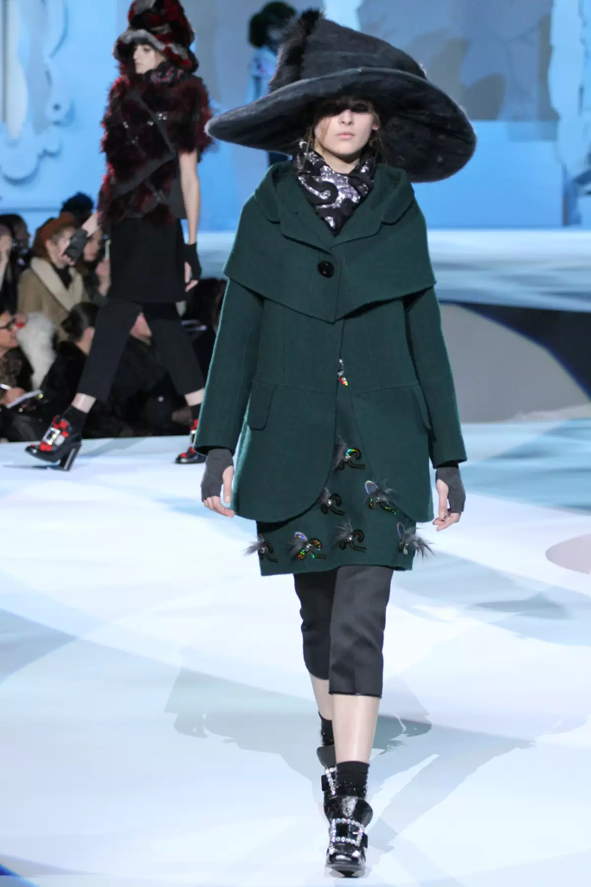 Cappotto con Pelterina (38 foto): Fashion on Salop Coat 477_35