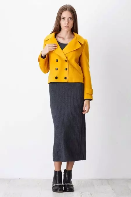 Coat-jacket (36 photos): Fashionable Valya Models of the Spring Season 2021, Women's Coat in the form of jacket 478_11