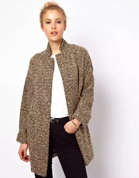 Coat-kabát (36 fotók): A tavaszi szezon divatos valya modelljei 2021, Női kabát kabát formájában 478_12