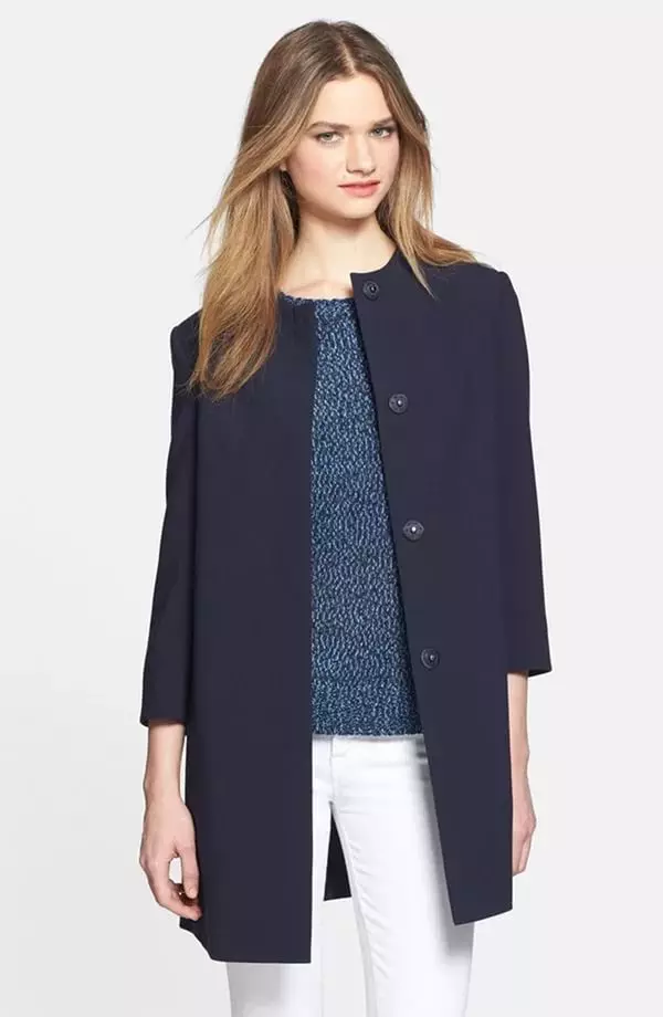 Coat-jacket (36 mga larawan): Fashionable Valya Mga modelo ng spring season 2021, amerikana ng kababaihan sa anyo ng jacket 478_15