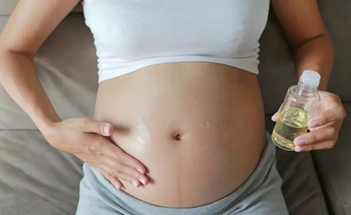Smør fra strækmærker under graviditet: Hvordan man bruger gravid æterisk olie mod cellulite? Anmeldelser 4803_29