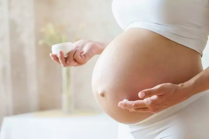 Maslac od strija tijekom trudnoće: Kako koristiti trudnoće eterično ulje protiv celulita? Recenzije 4803_30