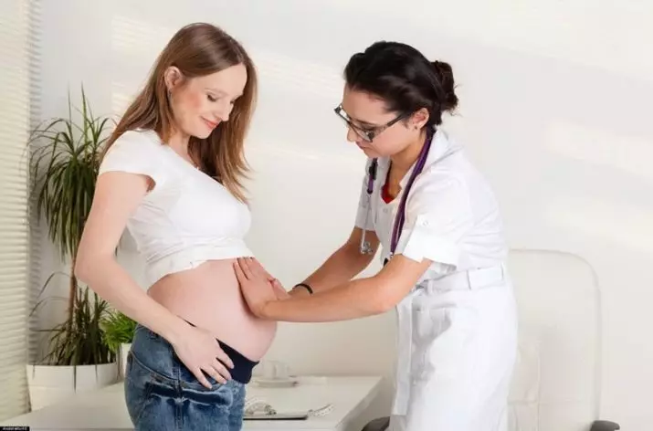 Smör från streckmärken under graviditeten: Hur man använder gravid eterisk olja mot celluliter? Recensioner 4803_5