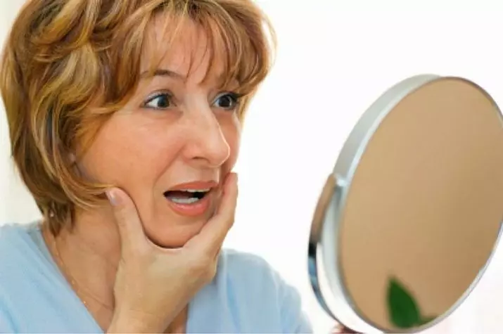 Kamferolie voor gezicht: toepassing van dergelijke maskers in cosmetologie van acne en rimpels op de huid rond de ogen, beoordelingen 4824_7