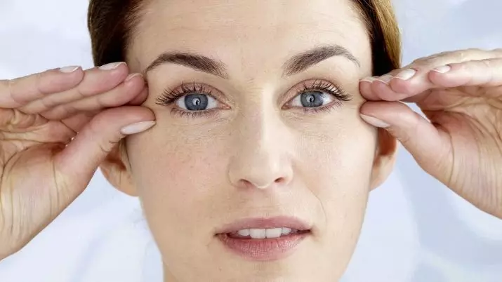Kollagen-Patches: Kollagen-Wirksamkeit für Auge. Wie lange können Sie Flecken halten? Wie benutzt man die Hautpatches um die Augen? 4960_7