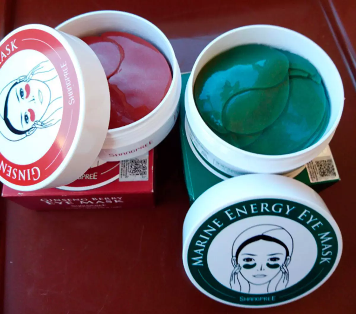 Korejske zakrpe (39 fotografija): Najbolja kozmetika sa algama iz Koreje, odaberite za bradu i sa placenta, petitfee Gold & Puž i ostale marke. Kako koristiti? Recenzije recenzije 4976_16