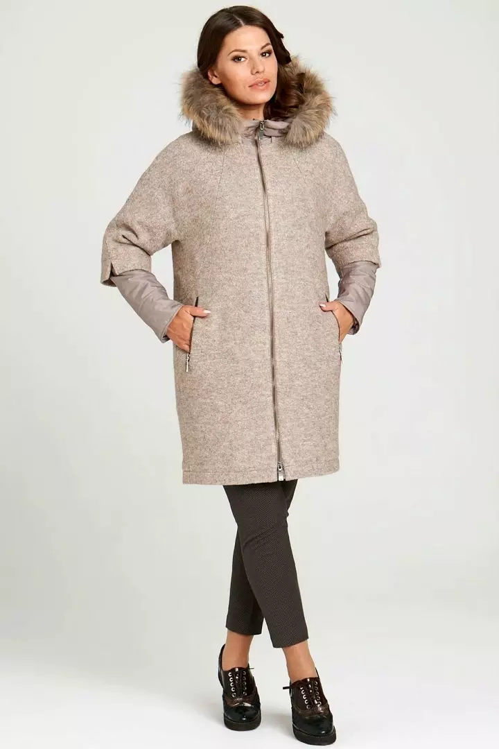 Kvinnors storstora semi-coath (64 bilder): vinter, cashmere, på singrytegone, warper modeller för fulla kvinnor, drap 506_31