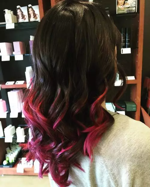 Consejos para el cabello rosado (35 fotos): ¿Cómo pintar en el pelo oscuro y ligero en casa? Características de la tinción de pelo blanco y marrón, rojo y oscuro. 5115_3