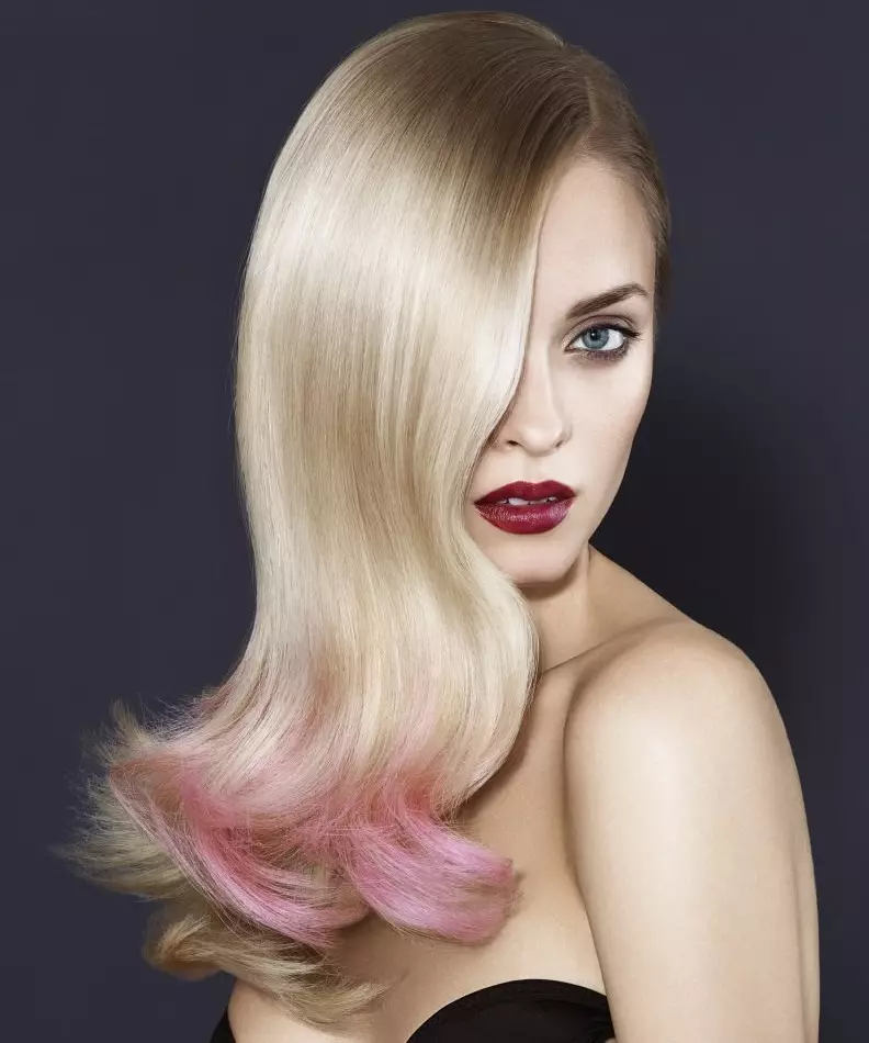 Růžové vlasy tipy (35 fotek): Jak malovat na tmavé a světlé vlasy doma? Rysy barvení bílé a hnědé, červené a tmavé vlasy 5115_34