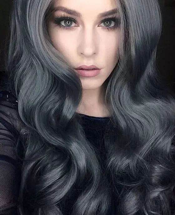 Dark ash color hair (78 photos): short and long curls with a shade of ash. How to achieve the desired tone from the blond? How to repaint from the light? Who will wear staining? 5137_7
