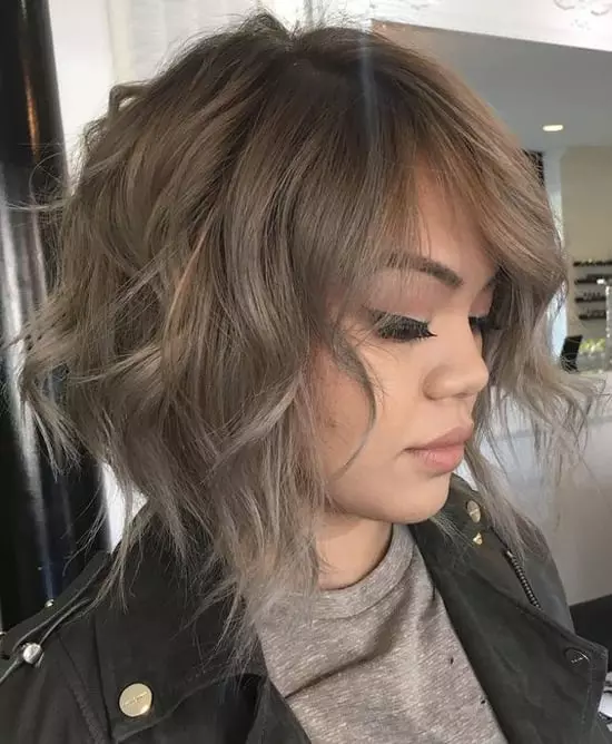 Dark ash color hair (78 photos): short and long curls with a shade of ash. How to achieve the desired tone from the blond? How to repaint from the light? Who will wear staining? 5137_8