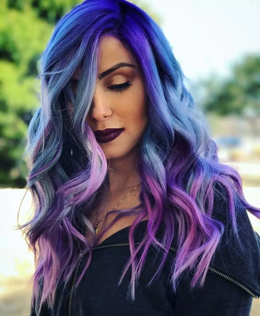 Todas as cores do cabelo (130 fotos): tons de moda 2021. Paleta da TEFIA: Fuchsia e Esmeralda, Marsala e Amatista, Política e groselha negra 5150_5