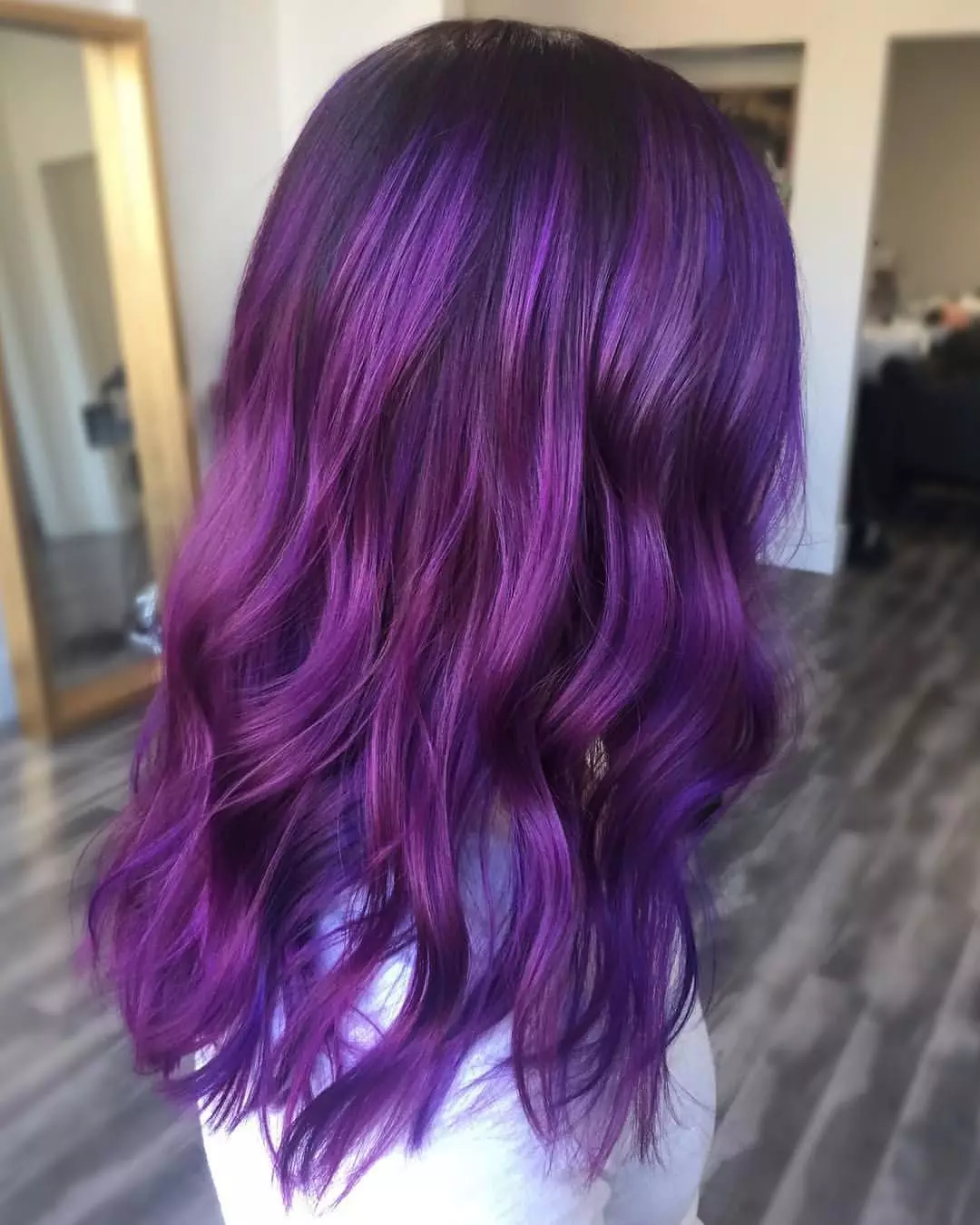 Todas as cores do cabelo (130 fotos): tons de moda 2021. Paleta da TEFIA: Fuchsia e Esmeralda, Marsala e Amatista, Política e groselha negra 5150_86