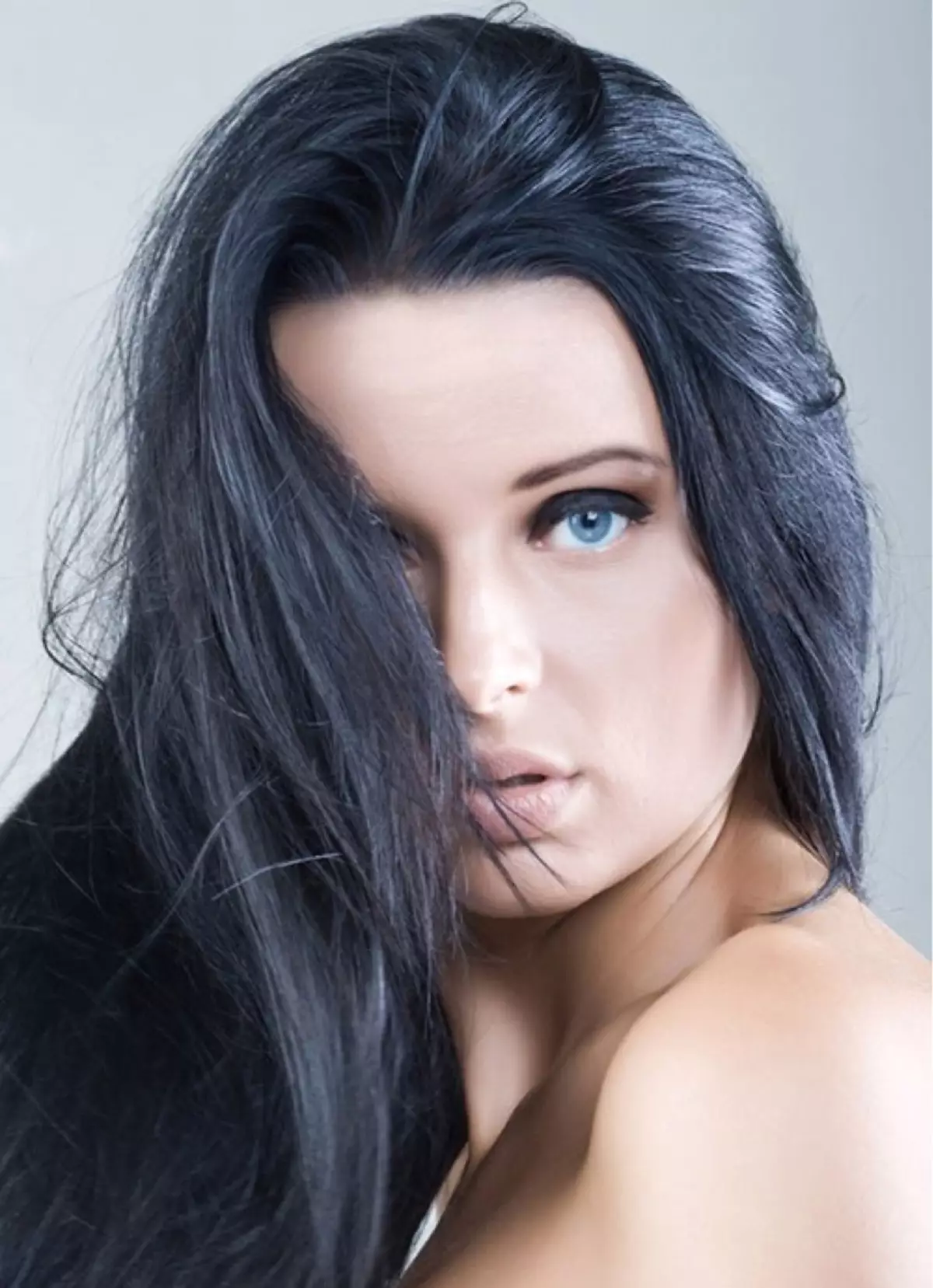 बालों का रंग कैसे उठाएं? 88 फोटो चेहरे का सही रंग कैसे चुनें? कैसे समझें कि छाया उपयुक्त है? सर्वश्रेष्ठ रंग 2021। 5154_32
