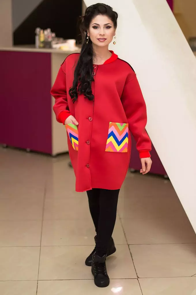 Neoprene Coat (76 լուսանկար). Դիզայներների նորաձեւության հավաքածուներ, ակնարկներ 518_35