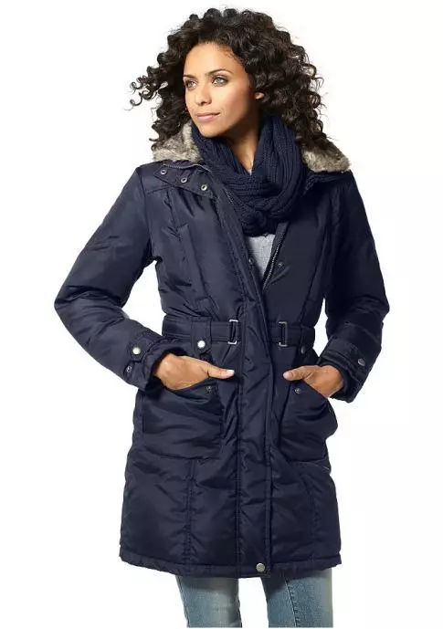 Women's Coat Jacket (160 foto's): Van Finland Coat Jacket Transformer, Trendy 2021, Bas met 'n baadjie binne, verkort 520_35