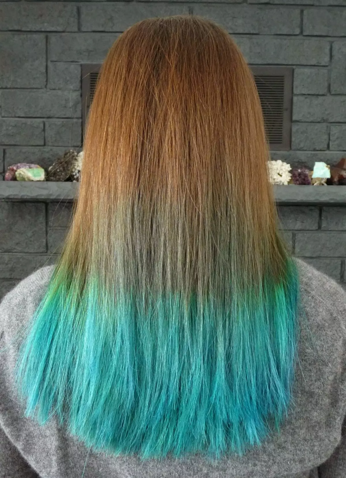 Как покрасить волосы тоником в домашних условиях. Окрашивание кончиков. Разноцветные концы волос. Синие кончики волос. Окрашивание концов волос.