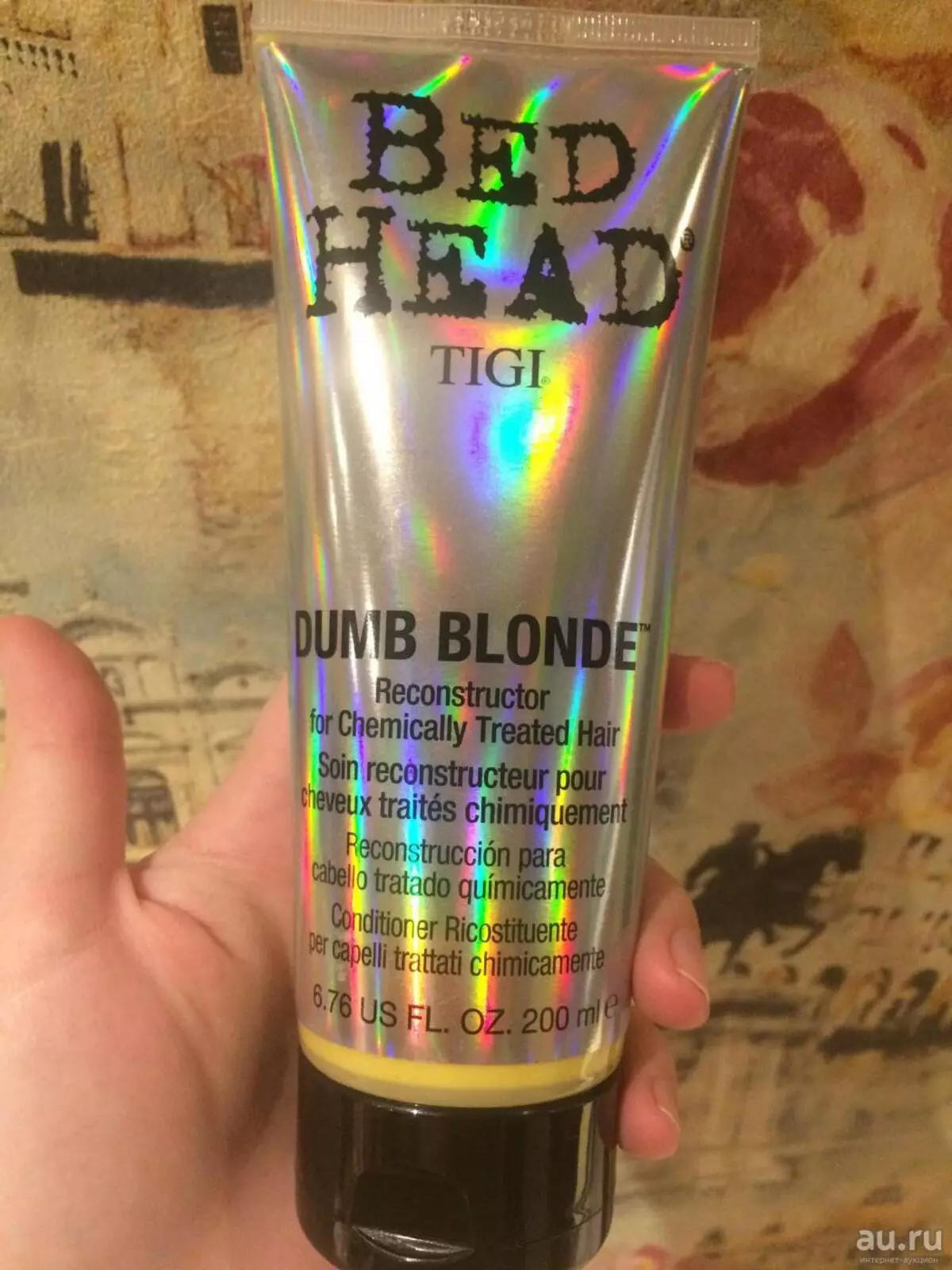 Chăm sóc tóc vàng (23 ảnh): Làm thế nào để chăm sóc cho mái tóc được vẽ trong Blond? Kinh phí để rửa tóc ở nhà, mỹ phẩm khác 5238_20