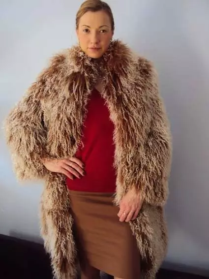 Lama coat (59 photos): models, reviews 523_29