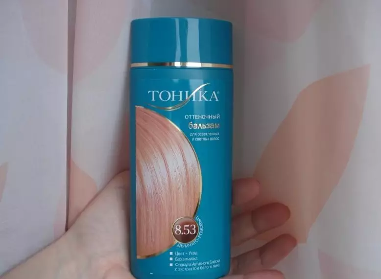 Różowy Hair Tonic (20 zdjęcia): Co wybrać dla blond włosy, popiołu i zadymionych odcieniach, delikatnie różowy dla ciemnych włosów 5267_17