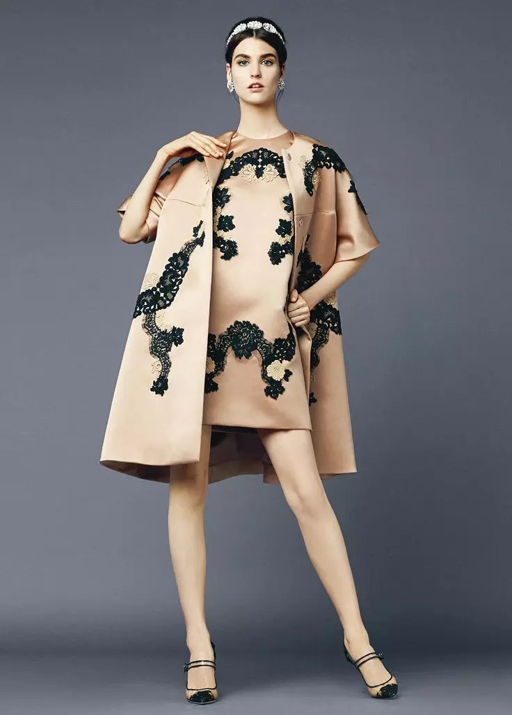 डलर कोट Gabbana (plactices4 फोटोहरू): मोडेल 2021-2022 529_14