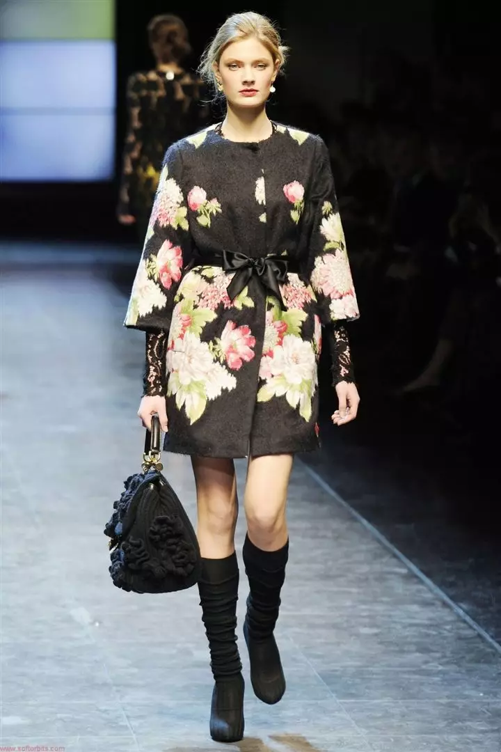 Coat Dolce Gabbana (54 foto's): Models 2021-2022 529_32