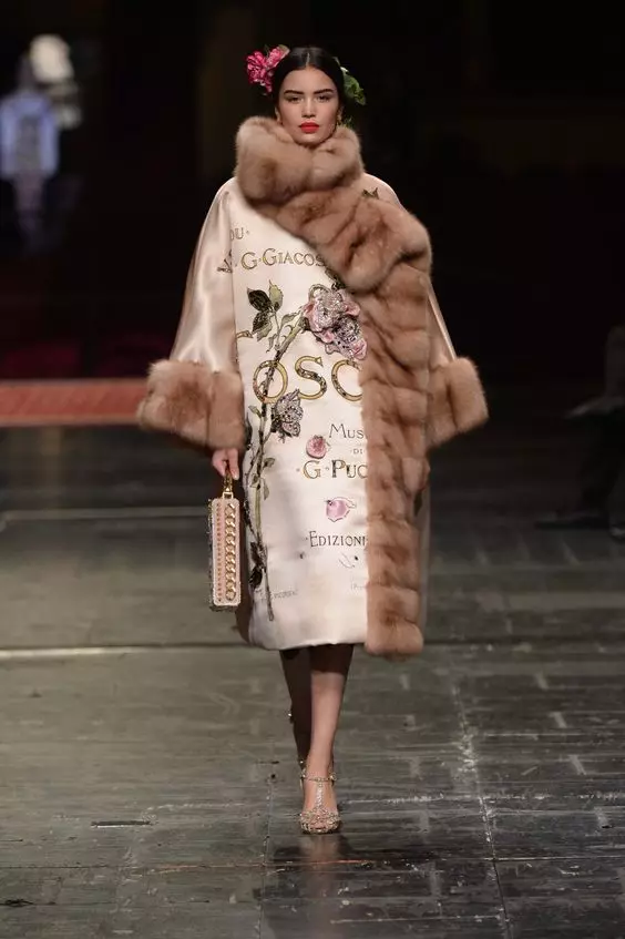 Dolce Coat Gabbana (54 fotos): Modelos 2021-2022 529_47