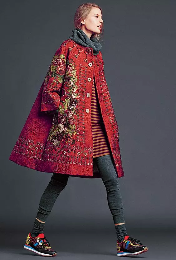 Dolce kabát Gabbana (54 fotók): Modellek 2021-2022 529_48