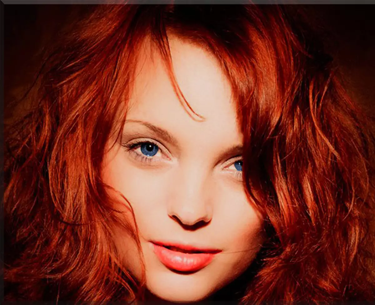 Վառ կարմիր մազեր (40 լուսանկար). Ով է կրում կրակոտ կարմիր գույներ եւ ինչպես հասնել դրանց: 5303_16