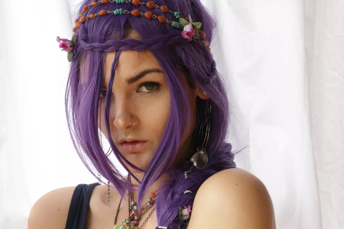Live Hair Color (24 foto's): Wie zijn de lila-tinten? Hoe je je haar goed in een lilac kleur schildert? 5306_2
