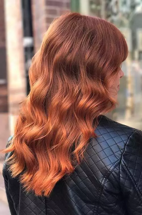 Redhead juuksed (96 fotot): punase värviga toonide palett, pikad ja lühikesed juuksed värvid, külma oranž, kuldsed punased ja muud värvi valikud 5335_25