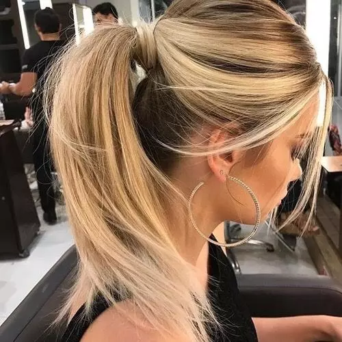 Melting on the hair with bangs (53 photos): how to properly melted blond, dark and black hair medium length with bangs? Melting short and long strands 5362_31