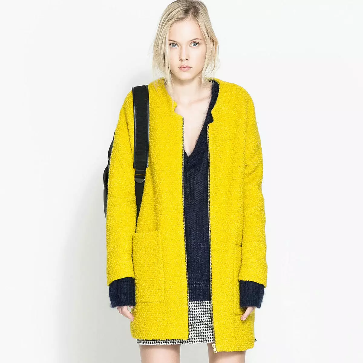 Sarı Coat 2021 (123 Fotoğraf): Ne giymeli, hangi eşarp uygun, moda ceket, sarı ceket, aksesuarlar, açık sarı 536_12