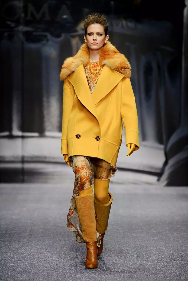 Žuta kaput 2021 (123 fotografija): Šta da obučem, šta šal u formi, moderan kaput, torbu do žute kaput, pribor, svijetlo žuta 536_23