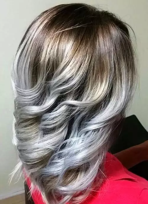 Ashling (60 foto's): smelten van grijze schaduw op donker en blond haar, haarkleuring in kleur essen blond 5381_4