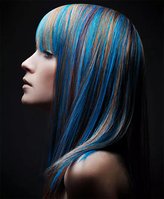 髪の毛のタイミングのおしゃれな傾向（69写真）：ファッショナブルな色、強調表示の目新しみ。今ファッションには何がありますか？ 5385_68