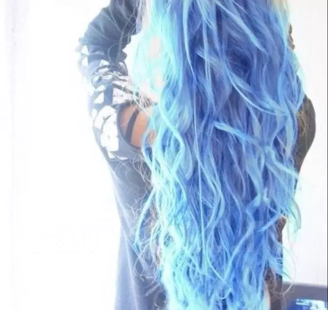 צבע שיער כחול: סקירה של צבעי שיער עמיד עם צבת כחול, מ כחול בהיר לגוונים שחורים וכחולים 5402_33