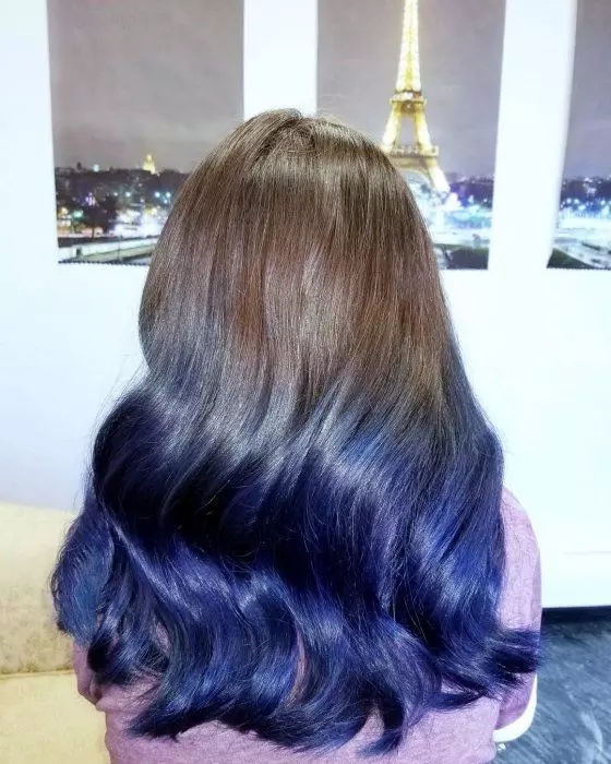 رنگ مو آبی: مرور کلی رنگ های مقاوم در برابر رنگ با سوزن آبی، از آبی روشن به سایه های سیاه و سفید 5402_46