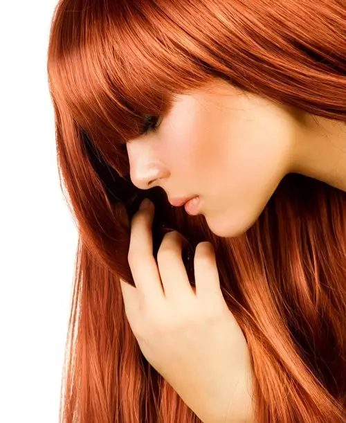 Hair Paint Garnier Olia (20 fotoj): Flora paletro, karakterizaĵoj starantaj kremo-farbo sen amoniako. Ĉu hararo falas el ŝi? Recenzoj 5434_8