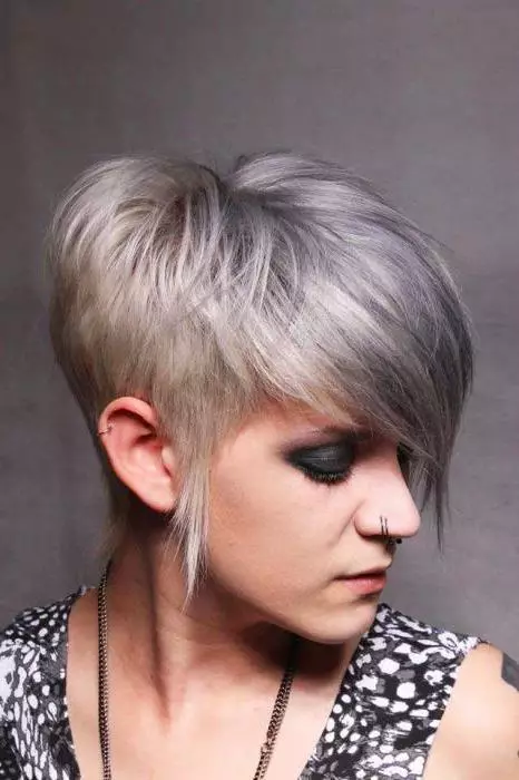 Esche Haarfarben (77 Fotos): Merkmale der Haarfarbe in ash blond und dunkle Asche, helle Asche und andere Aschendierungen 5440_33