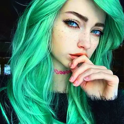 Зелена боја за косу: одабир трајних боја са зеленим пигментом. Како донети зелену боју са тамном и лаганом косом? 5469_21