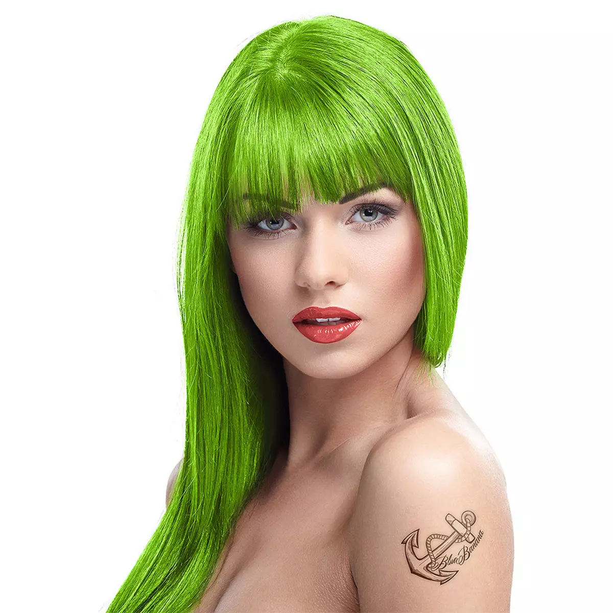 Zelena barva las: Izbira obstojnih barv z zelenim pigmentom. Kako prinesti zeleno barvo s temnimi in lahkimi lasmi? 5469_22