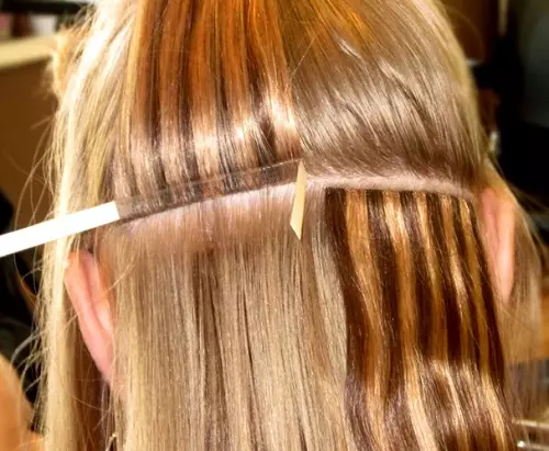 Холодне нарощування волосся (23 фото): технологія нарощування волосся холодним способом, вибираємо клей і гель. Яка техніка краще? Відгуки 5510_6