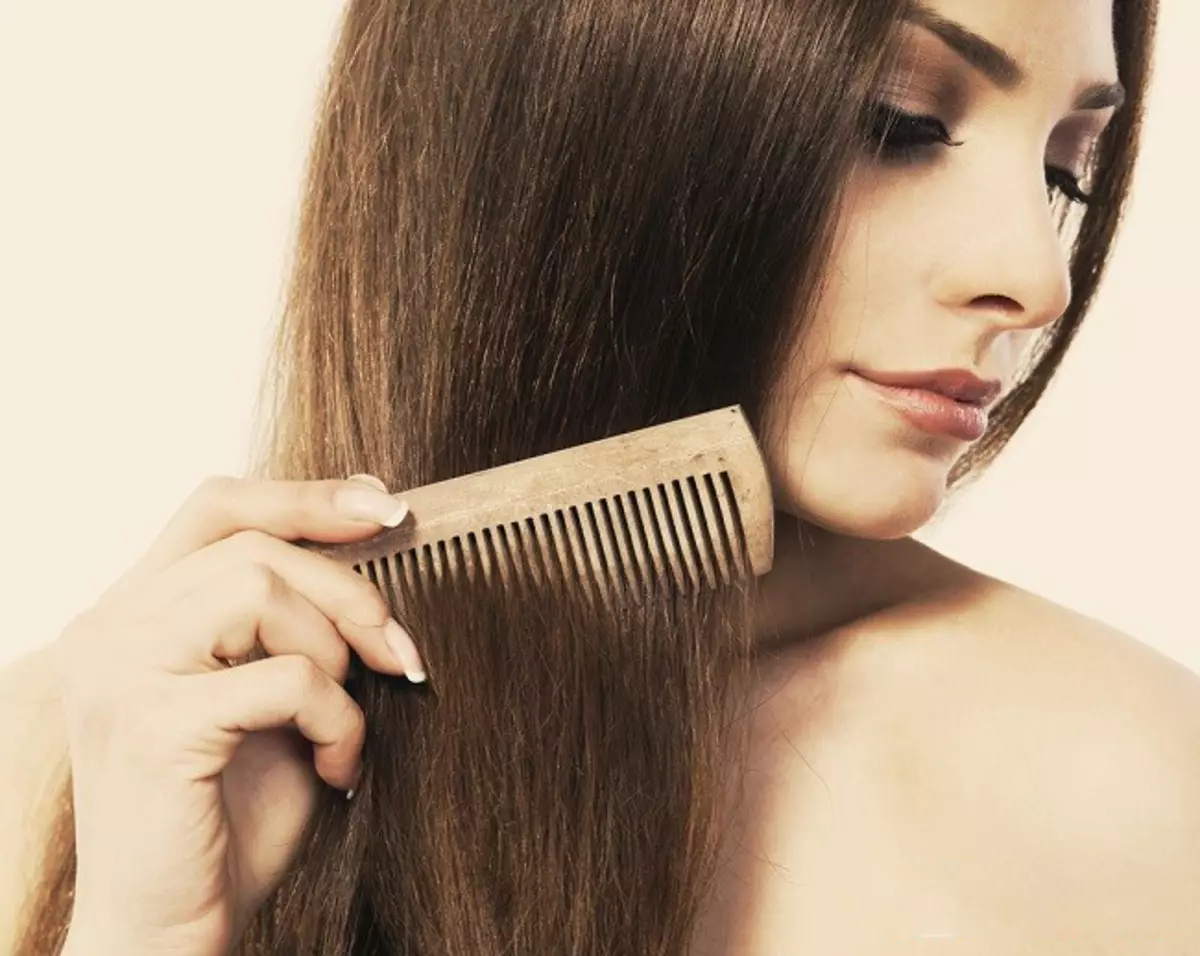 Αφαίρεση εκτεταμένων μαλλιών: Πώς και τι σημαίνει να αφαιρέσετε τα εκτεταμένα μαλλιά στο σπίτι; Επιλέξτε υγρό για απομάκρυνση 5518_21